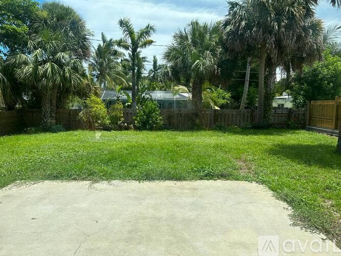 Fort Pierce House: 2426 Oak Drive