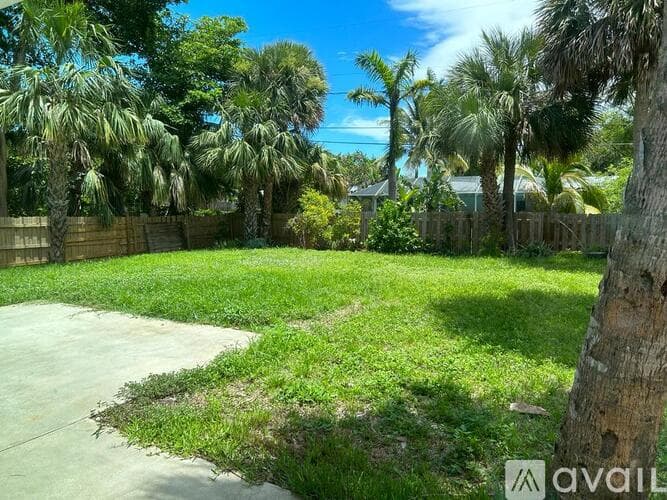 Fort Pierce House: 2426 Oak Drive