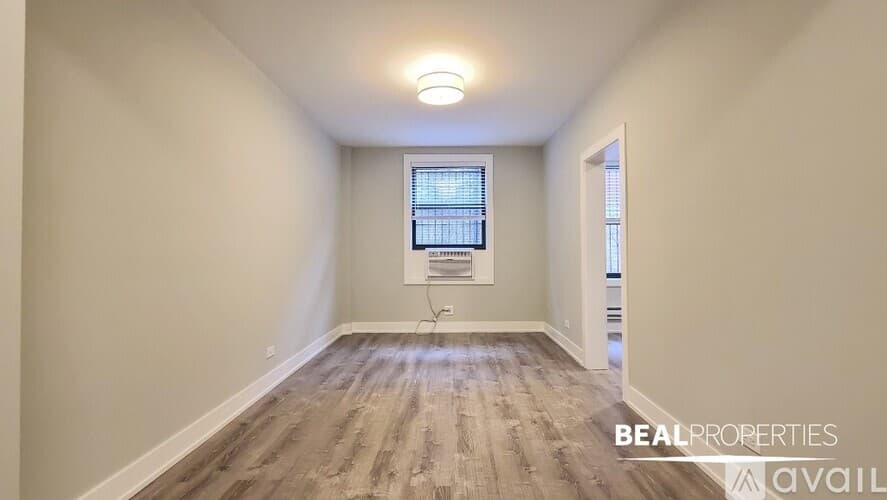Chicago Apartment: 505 West Belmont Avenue