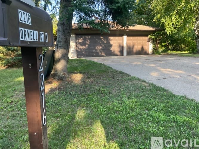 Stillwater House: 2216 Orwell Court