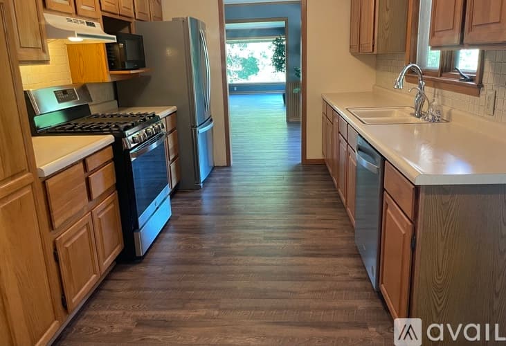 Stillwater House: 2216 Orwell Court