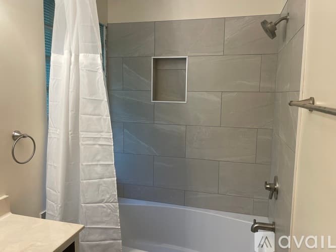 Stillwater House: 2216 Orwell Court