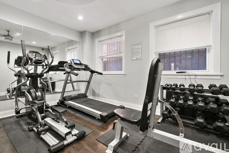 Chicago Apartment: 7456 N Greenview Ave