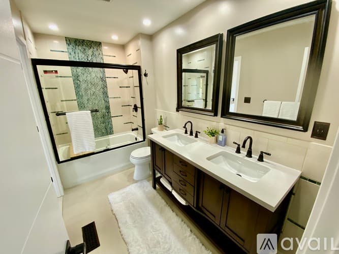 Lansdale House: 120 Clemens Ct