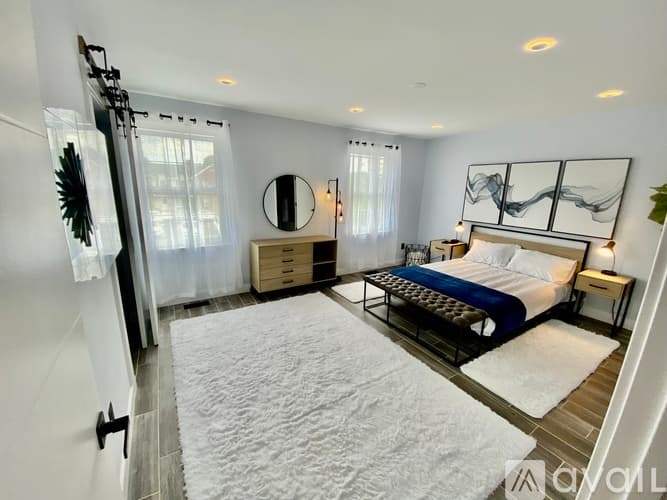 Lansdale House: 120 Clemens Ct