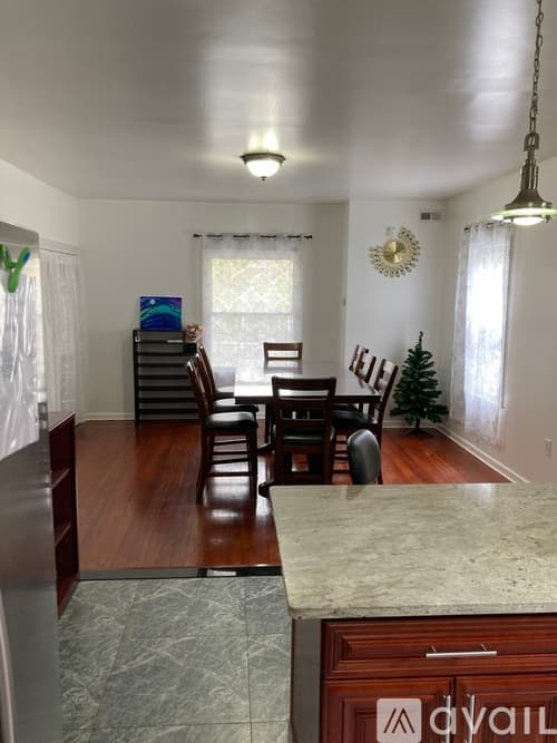 Quincy Apartment: 72 Standish Ave