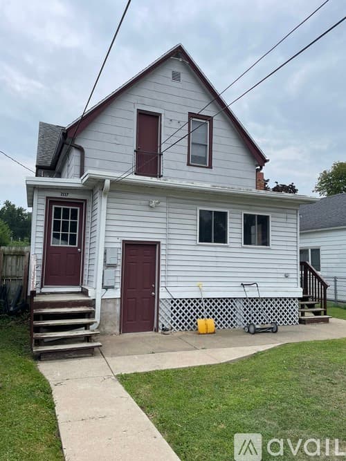 La Crosse Apartment: 2137 Market Street