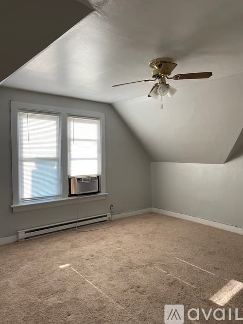 La Crosse Apartment: 2137 Market Street