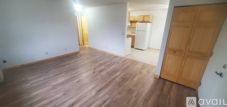 La Crosse Apartment: 1705 La Cres St