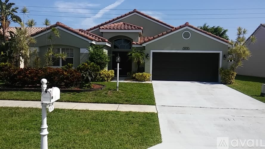 Boca Raton House: 9636 Tavernier Drive