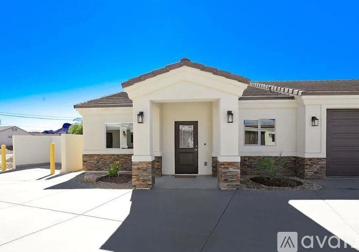 Lake Havasu City Townhome: 2860 Jamaica Boulevard South