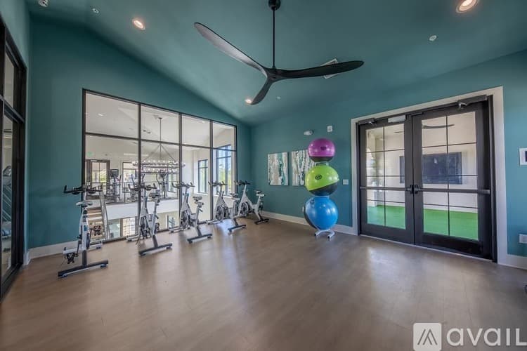 Tampa Townhome: 5704 Baywater Dr