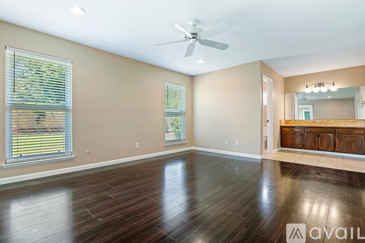 Fresno House: 7433 North 5th Street
