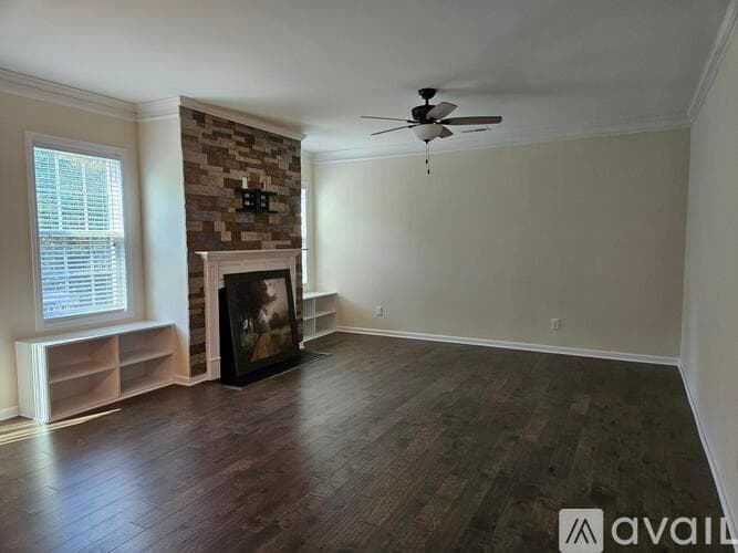 Clayton House: 209 Lanier Pl