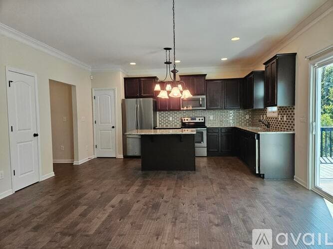 Clayton House: 209 Lanier Pl