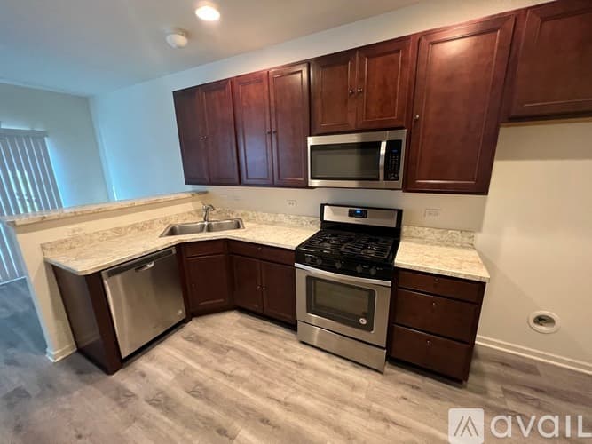Huntley Townhome: 9864 Cummings Street