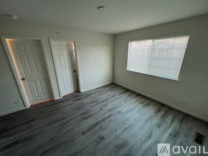 Huntley Townhome: 9864 Cummings Street
