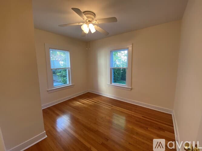 Bridgeport Apartment: 536 Midland St