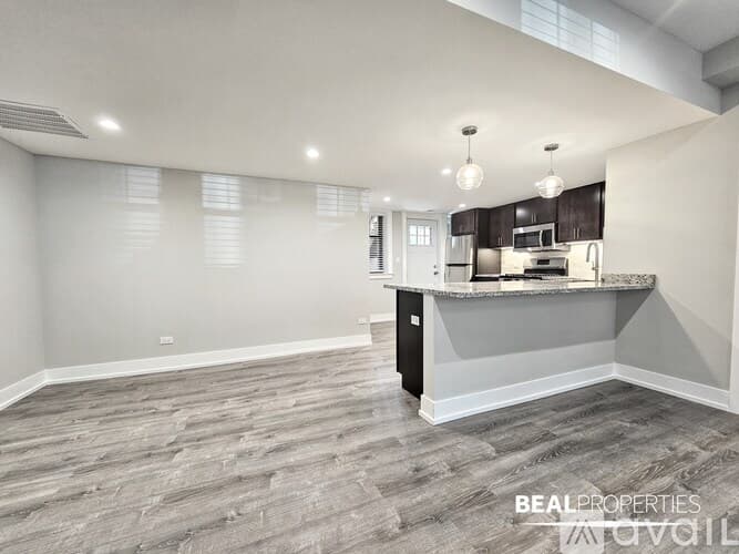 Evanston Apartment: 1143 Maple Ave