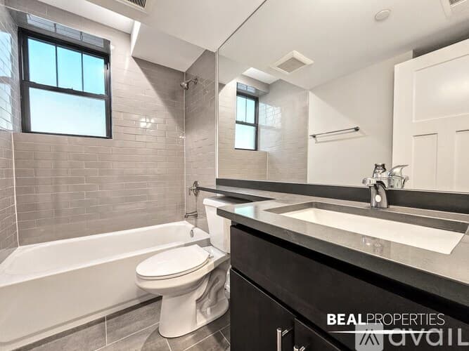 Evanston Apartment: 1143 Maple Ave