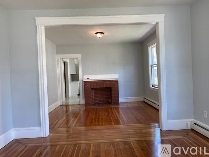 Providence House: 24 Huxley Ave