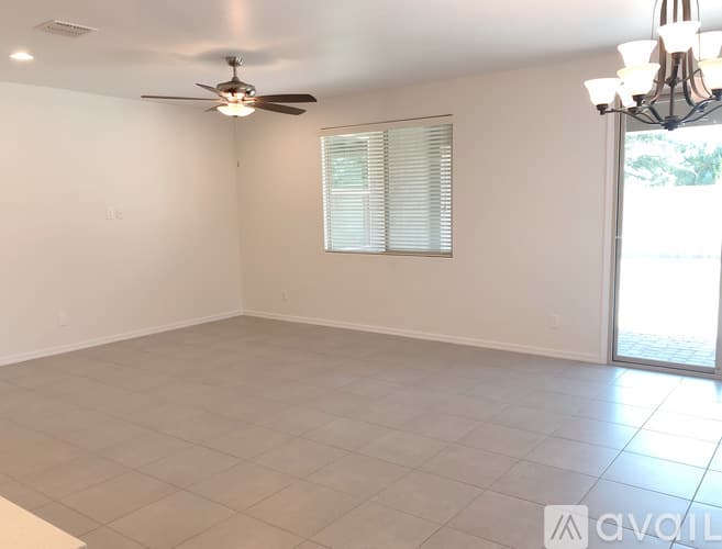Queen Creek House: 20737 East Canary Way