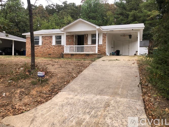 North Little Rock House: 1321 W 57th St