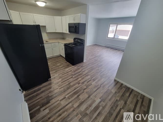 La Crosse Apartment: 1722 La Cres St