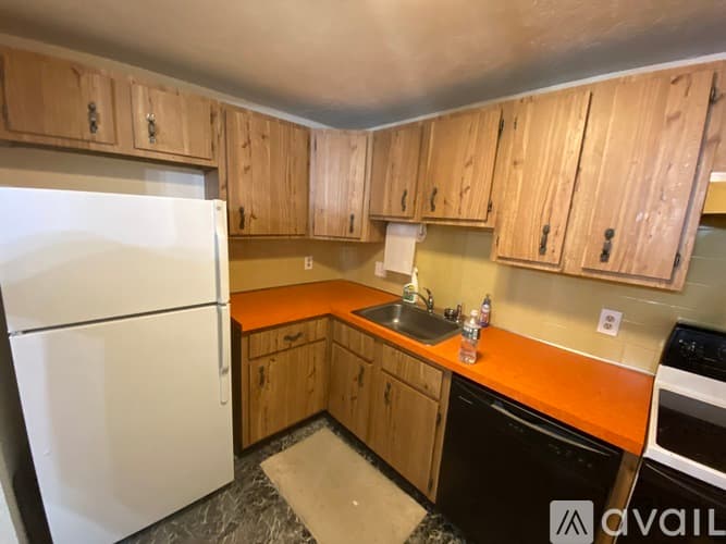 Mansfield Condo: 20 Erick Road