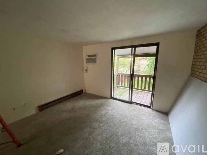 Mansfield Condo: 20 Erick Road