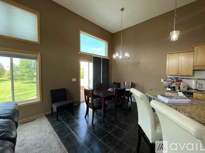 Lakeville Townhome: 20579 Hampshire Way