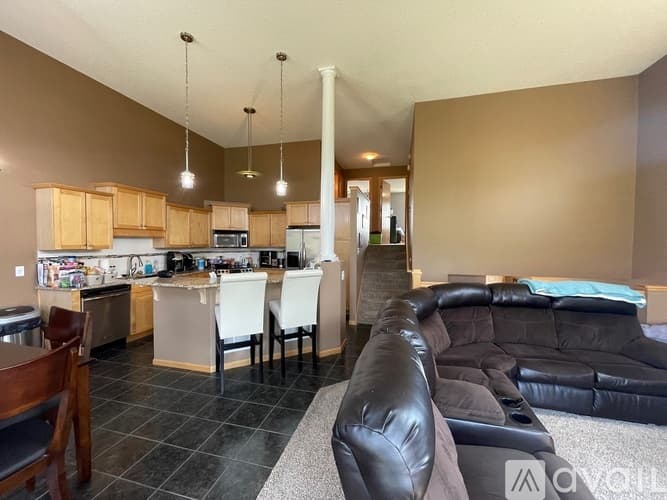 Lakeville Townhome: 20579 Hampshire Way