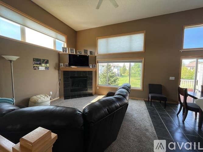 Lakeville Townhome: 20579 Hampshire Way