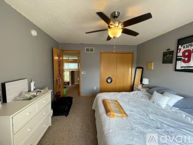 Lakeville Townhome: 20579 Hampshire Way