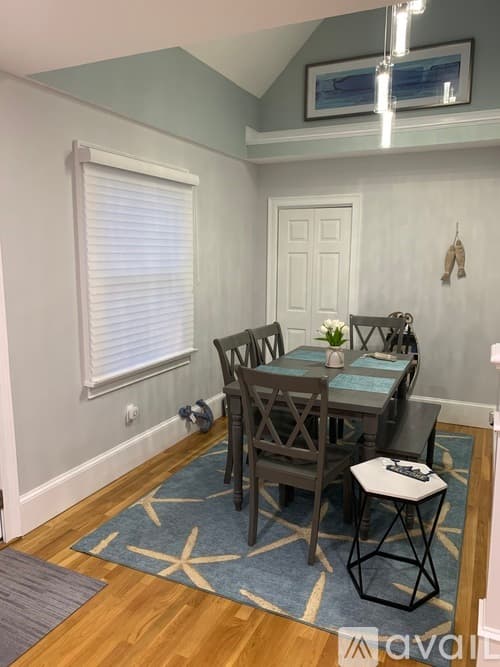 Mashpee House: 35 Carter Lane