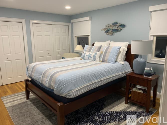 Mashpee House: 35 Carter Lane