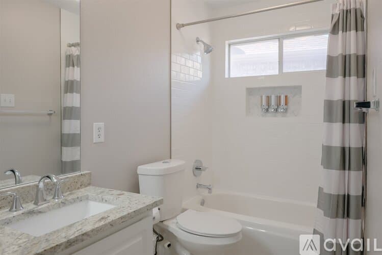 Grand Prairie House: 2808 Wales Ct