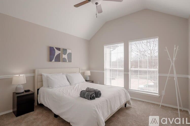 Grand Prairie House: 2808 Wales Ct