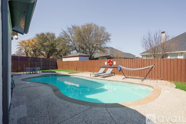 Grand Prairie House: 2808 Wales Ct