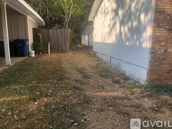 North Little Rock House: 1321 W 57th St