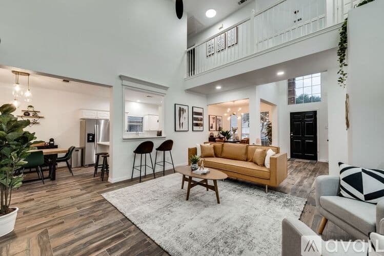 Haltom City House: 3933 Wisteria Ln