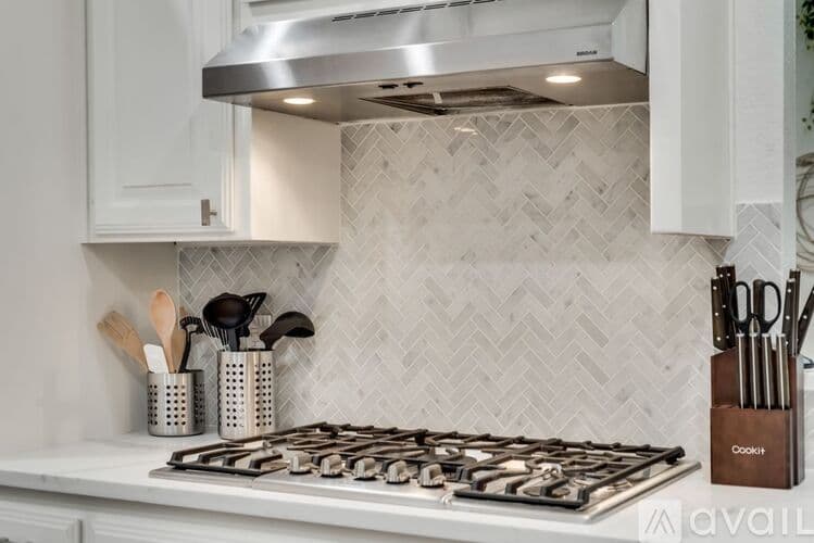 Haltom City House: 3933 Wisteria Ln