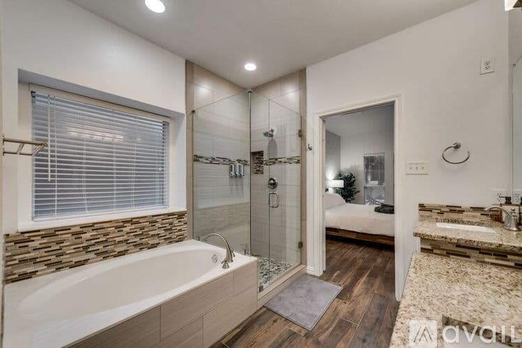 Haltom City House: 3933 Wisteria Ln