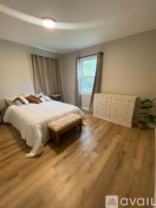 Oxon Hill Apartment: 1309 Dunwoody Avenue