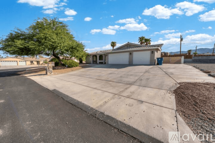 Lake Havasu City House: 3480 Regal Ln