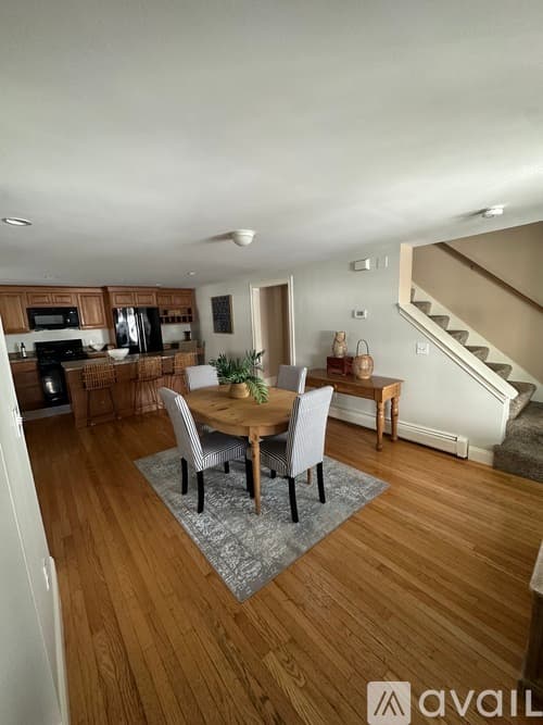 Amesbury Townhome: 452 Main Street