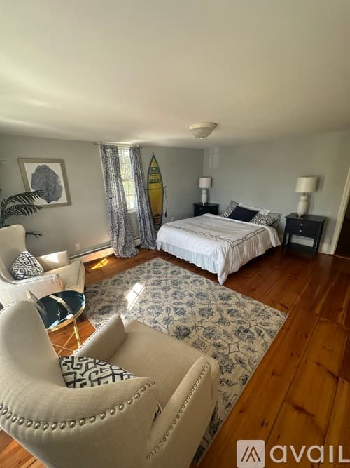 Amesbury Townhome: 452 Main Street