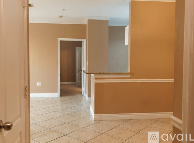 Clearwater Apartment: 2732 Via Murano