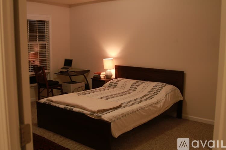 Suwanee House: 8230 Norwich Place