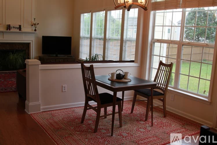 Suwanee House: 8230 Norwich Place